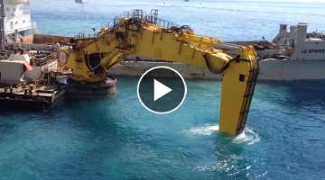 Extension in the Sea of Monaco (Part 1) Big Excavator 